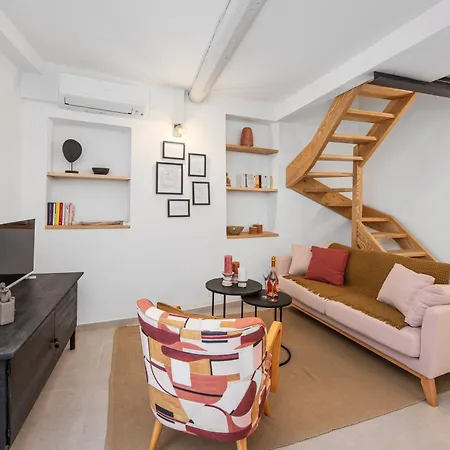 Maison Vieux Chateau - Vue Imprenable - Vieille Holiday home *